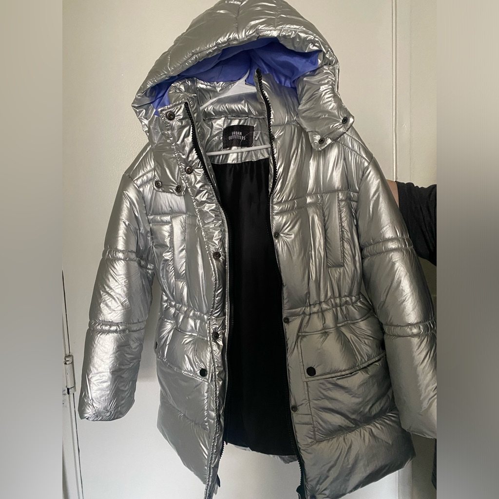 Urban Outfitters Silver Metallic Puffer! Never Worn/Tags On!